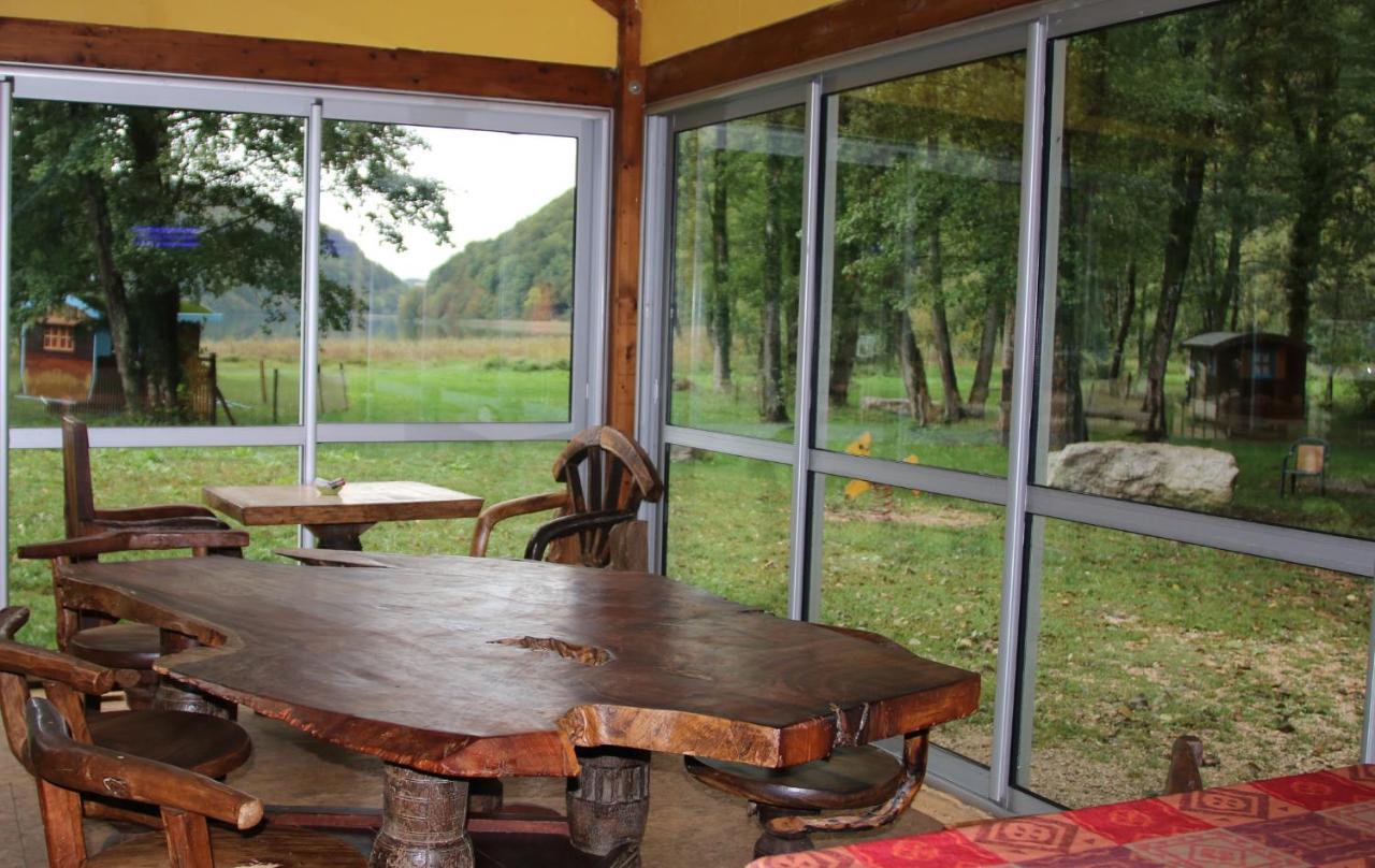 Villa Parc animalier du Hérisson à Doucier Extérieur photo